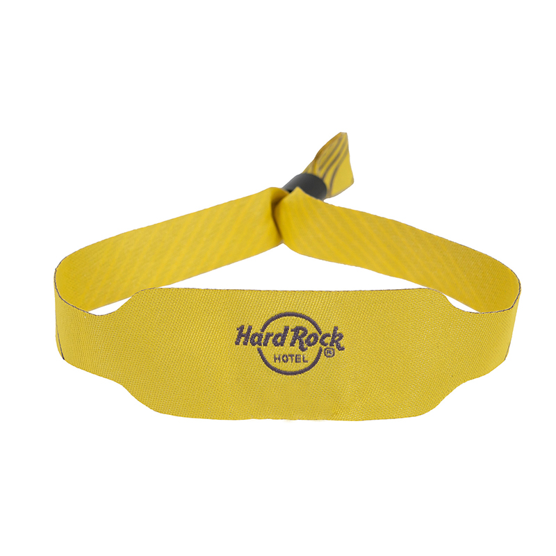 Pulseira RFID de material tecido e tecido para aplicação em festivais e eventos